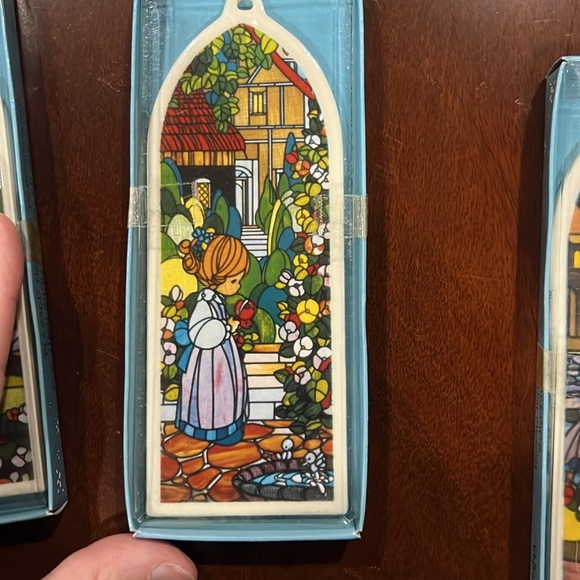 1989 ENESCO PRECIOUS MOMENTS COLLECTORS   SET OF 7 STAINED GLASS ORNAMENTS - Picture 7 of 16